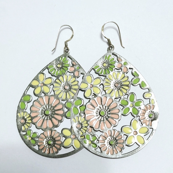 Flower 🌼 enamel dangle silver hooks Earrings - Picture 5 of 9